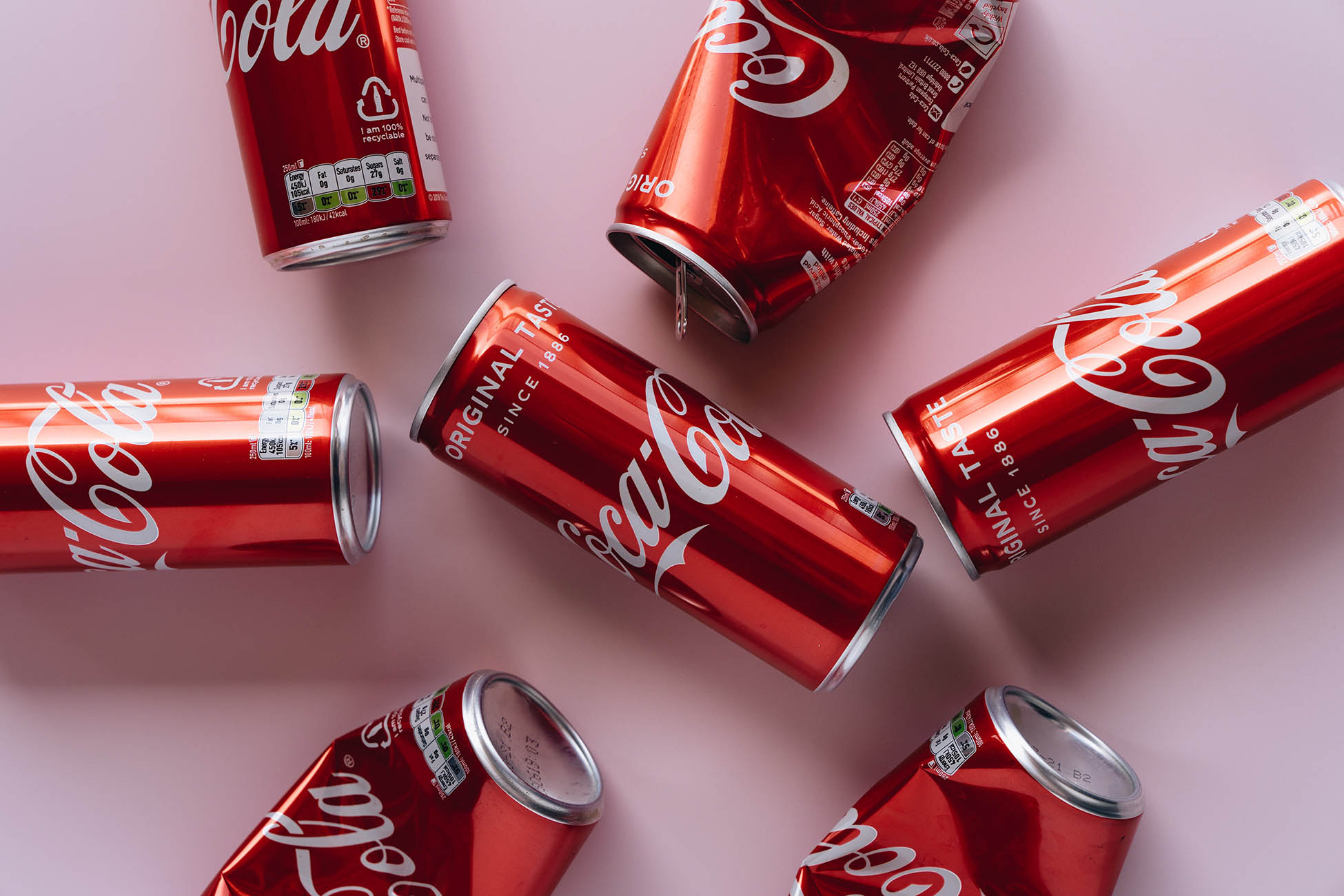 Illustration article Kozman - Déposer une marque en France - Coca Cola par Alleksana via Pexels