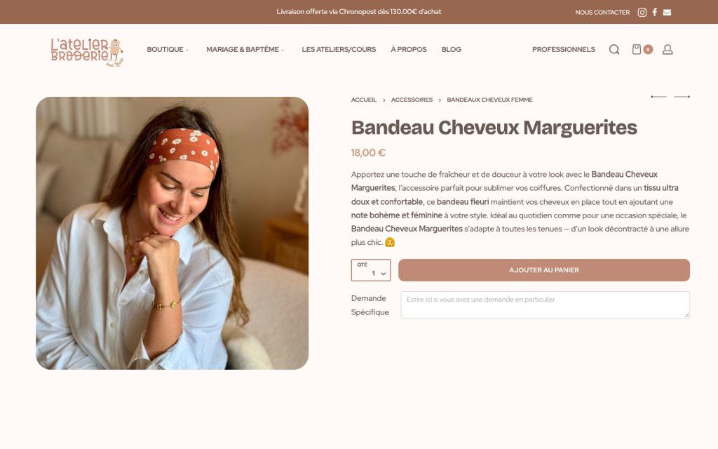 Une fiche produit de la boutique : bandeau pour cheveux brodé