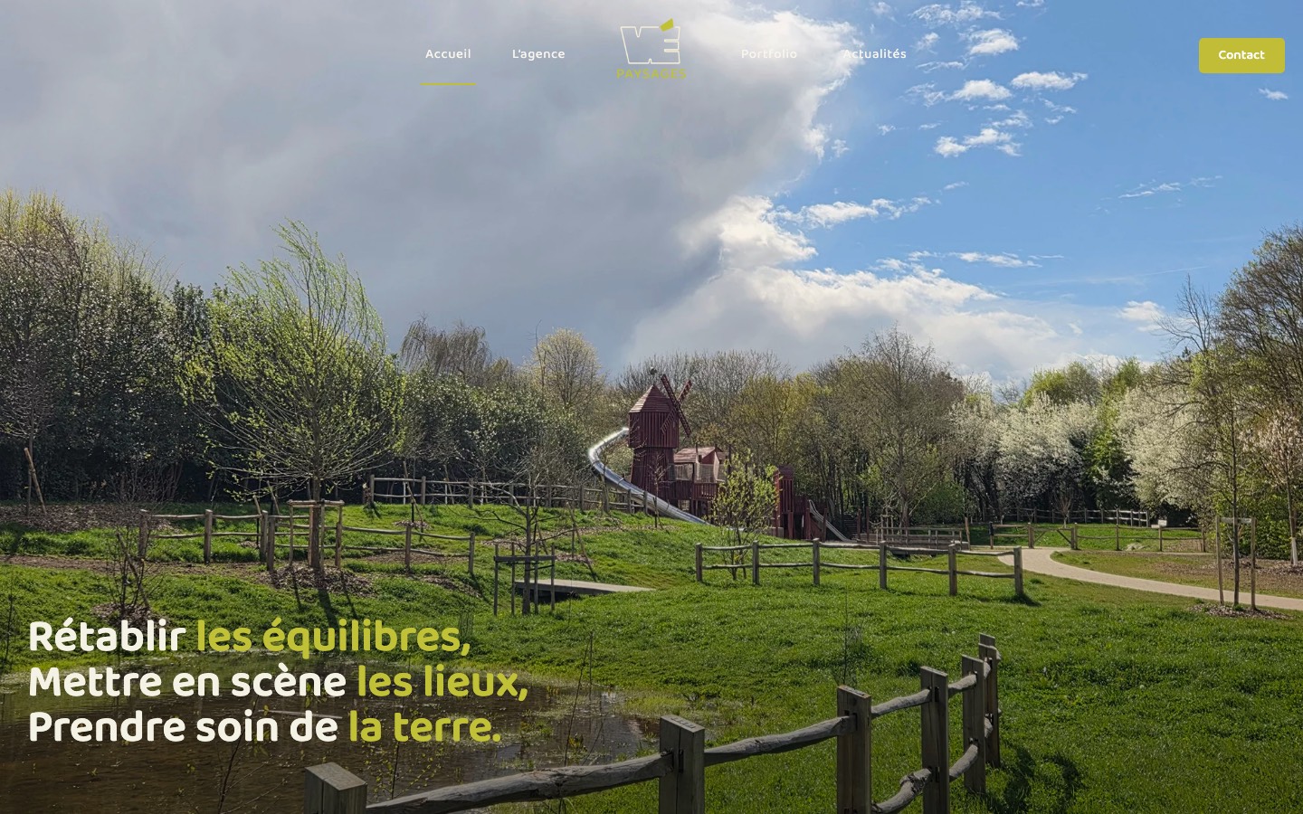 Page d'accueil du site Vé paysages : un parc avec une aire de jeux